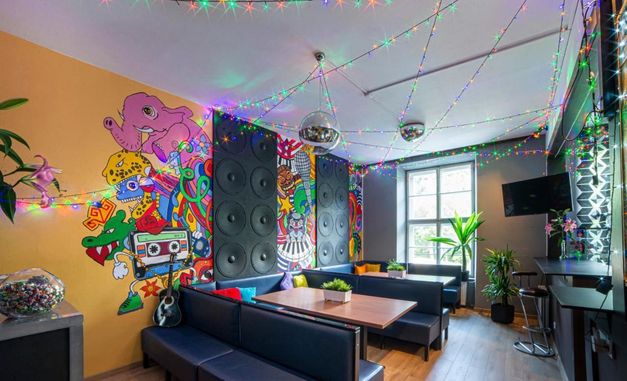 Hostel Let's Rock Party Hostel! Age Limit From 18 Until 40!